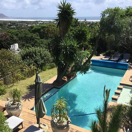 Oceangolf Guest House Noordhoek Exterior foto