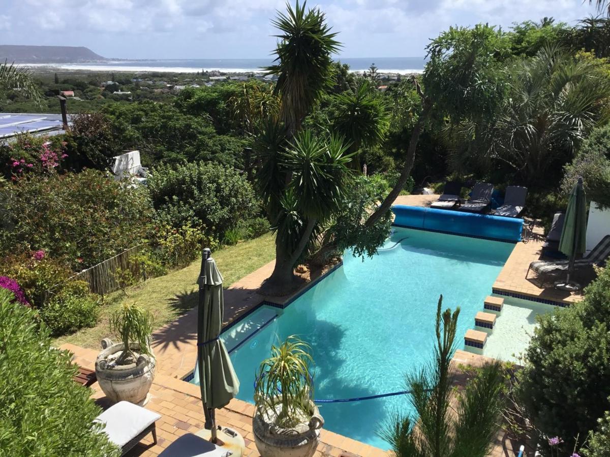 Oceangolf Guest House Noordhoek Exterior foto