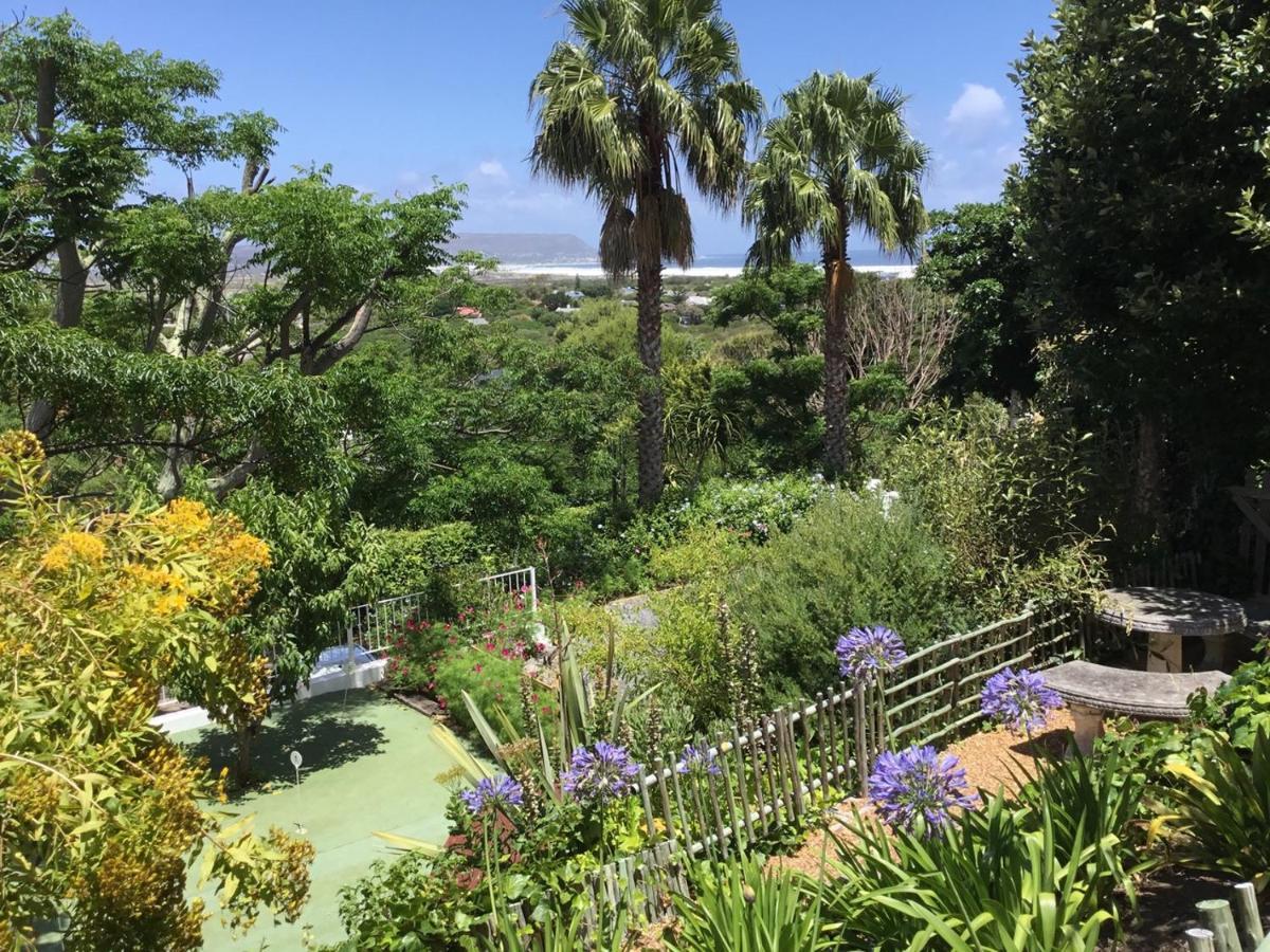 Oceangolf Guest House Noordhoek Exterior foto